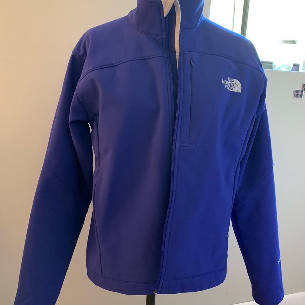 North Face jacket very good conditions